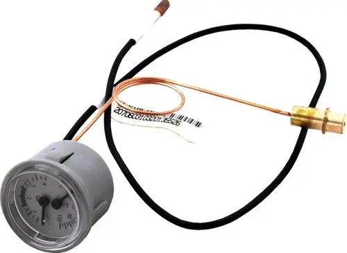 Thermomanometer mit Anzeige und Kupferleitung, geeignet für Heizsysteme wie die von Wolf. Anzeigebereich für Temperaturen oder Drücke nicht ersichtlich.